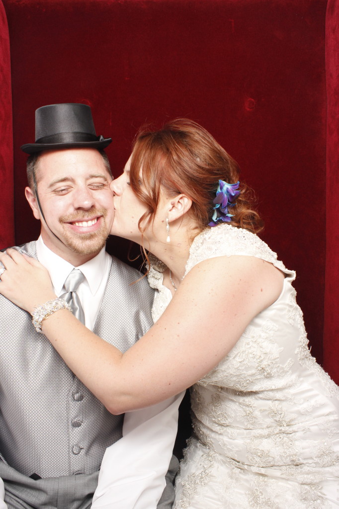 Laceyjay & Craig's Wedding Pismo Beach Sea Crest Epic Entertainment Snap Cubby Photo Booth