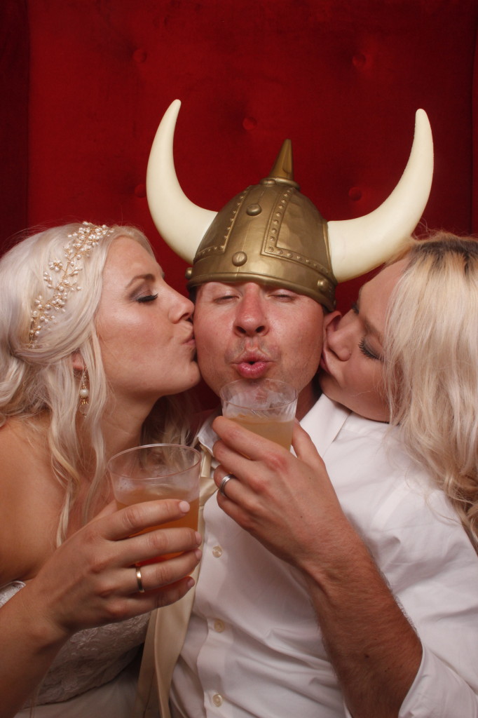 Epic Entertainment Snap Cubby Photo Booth Ryan & Kate's Wedding Spanish Oaks Ranch Santa Margarita